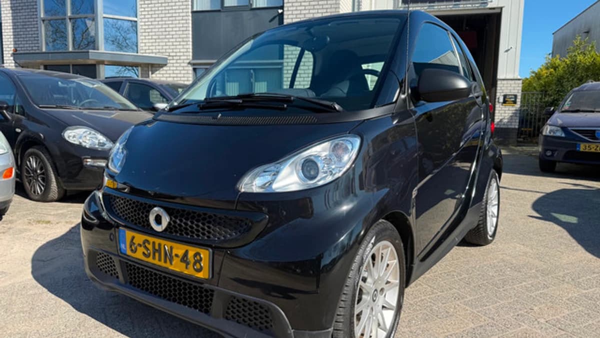 Smart Fortwo — foto 1