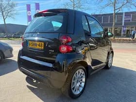 Smart Fortwo thumbnail 3