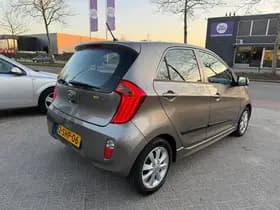 Kia Picanto thumbnail 3