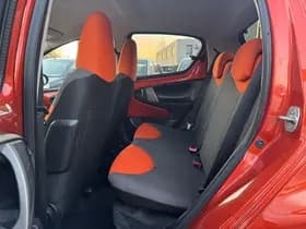 Toyota Aygo thumbnail 9