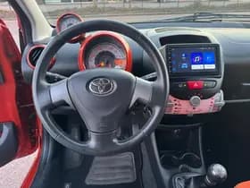 Toyota Aygo thumbnail 10