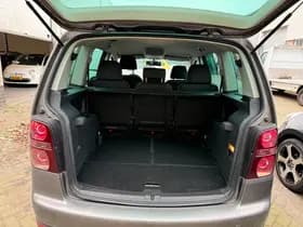 Volkswagen Touran thumbnail 17