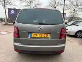 Volkswagen Touran thumbnail 6
