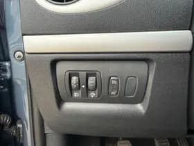 Renault Clio thumbnail 16