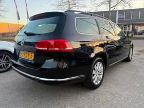 Volkswagen Passat thumbnail 3