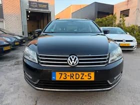 Volkswagen Passat thumbnail 5