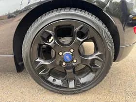 Ford Fiesta thumbnail 8