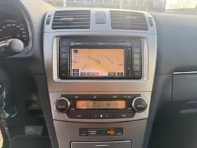 Toyota Avensis thumbnail 14