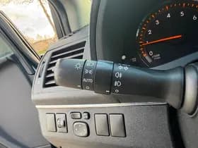 Toyota Avensis thumbnail 19