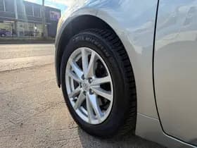 Toyota Avensis thumbnail 8