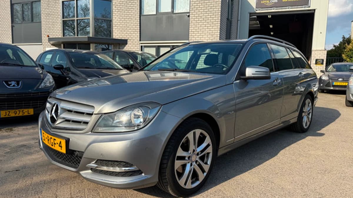 Mercedes-Benz C-Klasse — foto 1