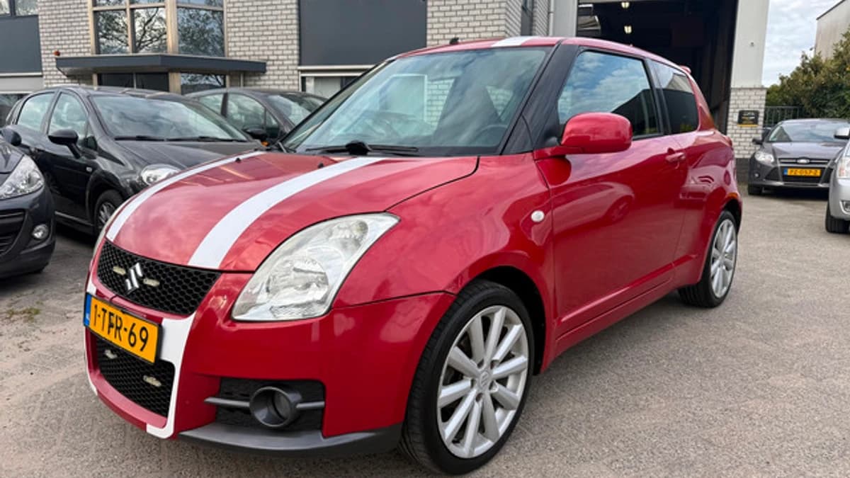 Suzuki Swift — foto 1