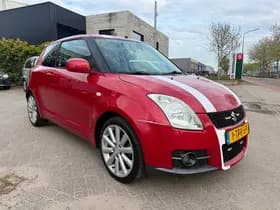 Suzuki Swift thumbnail 2