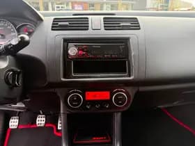 Suzuki Swift thumbnail 14