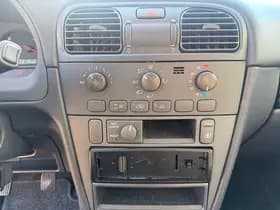 Volvo V40 thumbnail 13