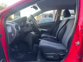 Mazda 2 thumbnail 14