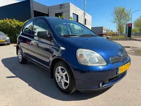 Toyota Yaris thumbnail 2