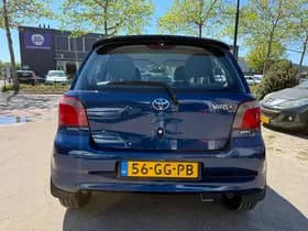 Toyota Yaris thumbnail 6