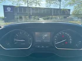 Peugeot 208 thumbnail 12