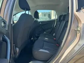 Peugeot 208 thumbnail 10