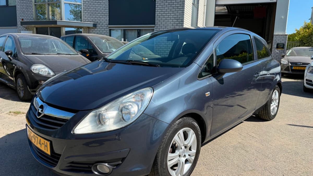 Opel Corsa — foto 1