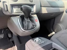 Renault Grand Scénic thumbnail 18