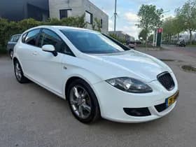 SEAT Leon thumbnail 2