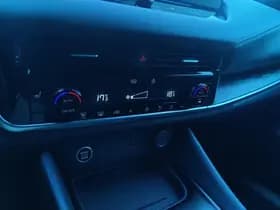 Nissan Qashqai thumbnail 33