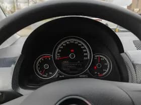 Volkswagen Up thumbnail 21