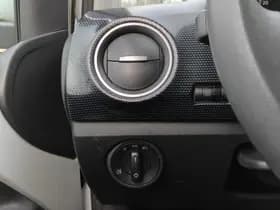 Volkswagen Up thumbnail 23