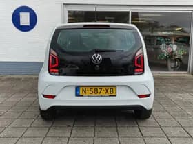 Volkswagen Up thumbnail 6