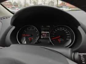 Nissan Qashqai thumbnail 23