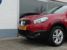 Nissan Qashqai thumbnail 6