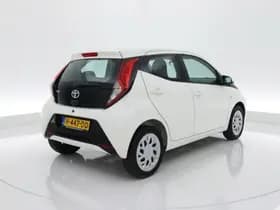 Toyota Aygo thumbnail 2