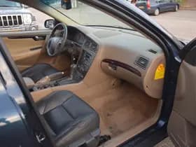 Volvo V70 thumbnail 16