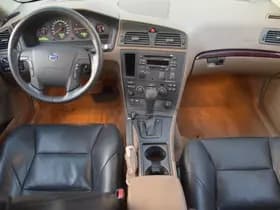 Volvo V70 thumbnail 3