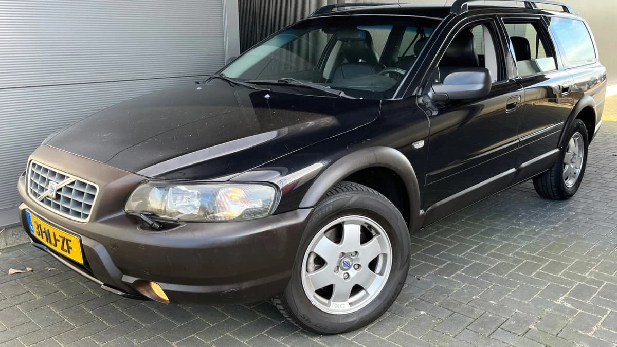 Volvo XC70 — foto 1