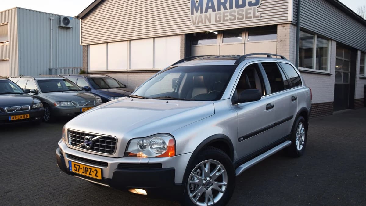 Volvo XC90 — foto 1