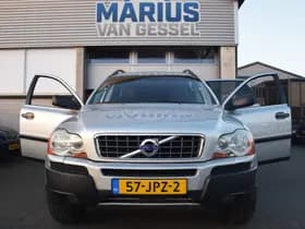 Volvo XC90 thumbnail 2