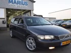 Volvo V70 thumbnail 4