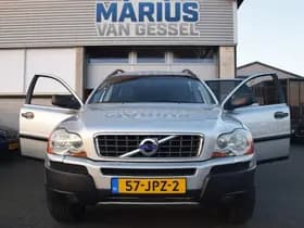 Volvo XC90 thumbnail 3