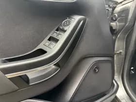 Ford Fiesta thumbnail 35