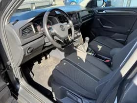 Volkswagen T-Roc thumbnail 13