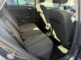 Volkswagen T-Roc thumbnail 19