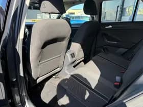 Volkswagen T-Roc thumbnail 20