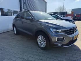 Volkswagen T-Roc thumbnail 5