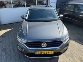 Volkswagen T-Roc thumbnail 6