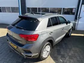 Volkswagen T-Roc thumbnail 7