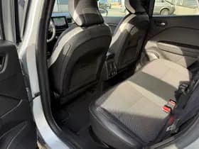 Renault Captur thumbnail 17