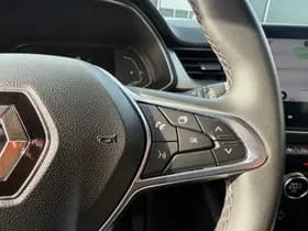 Renault Captur thumbnail 33